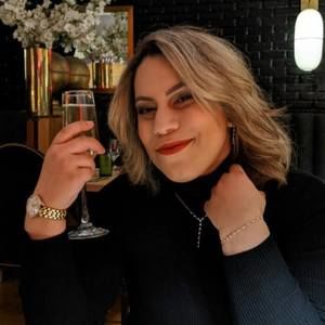 Meet your Posher, Sara